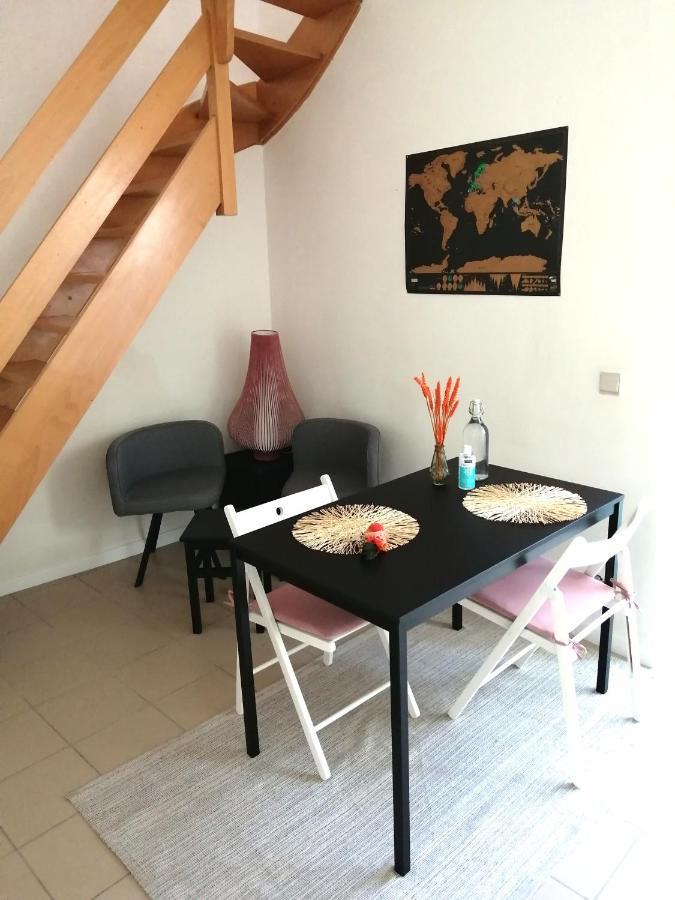 Studio With Terrace In 17Th Century House Apartment Брюж Екстериор снимка